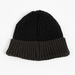 Conjunto de Bufanda y Gorro Wednesday