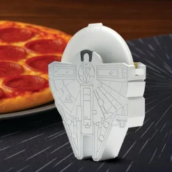 Cortador de Pizza Halcón Milenario de Star Wars - Ukonic