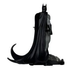 Estatua 1/10 Batman Black White 18 cm de BJ Barends