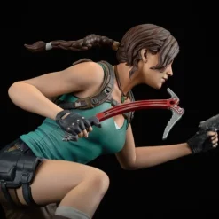 Estatua PVC Lara Croft Tomb Raider 24 cm Dark Horse