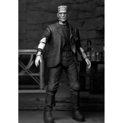 Figura articulada Universal Monsters Frankenstein 18 cm B&W