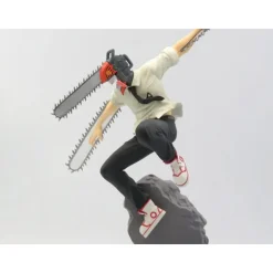 Figura Chainsaw Man Combination Battle de Banpresto 18 cm