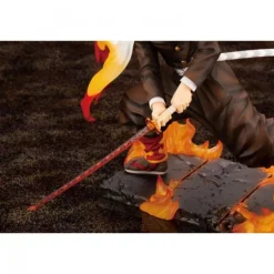 Figura de colección Kotobukiya Kyojuro Rengoku 22 cm PVC