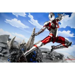 Figura Ultraman vs Black King Pure Arts 1/4