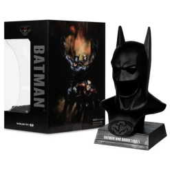 Mini Réplica 1/3 Máscara de Batman 19 cm - DC Direct