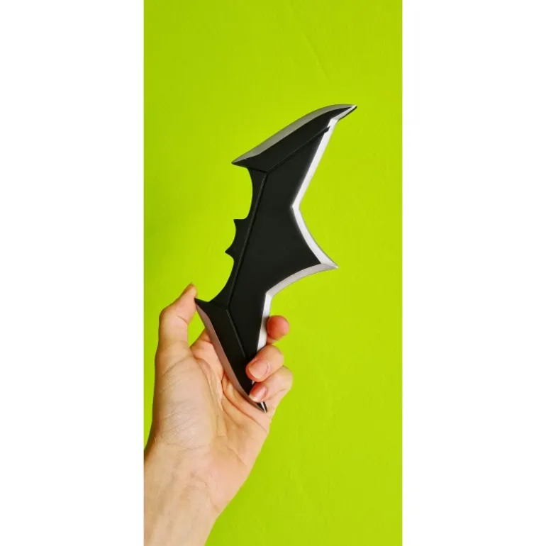 Réplica 1:1 Batarang Batman Liga de la Justicia