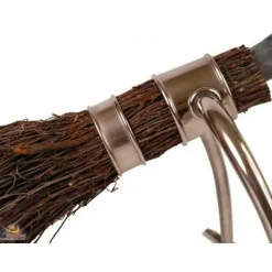 Réplica 1:1 Escoba Saeta de Fuego