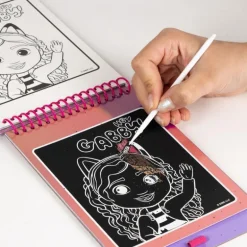 Set de Papelería Gabby's Dollhouse - Scratch Book en Morado