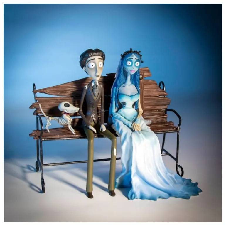 Set Figuras The Corpse Bride + Llavero Metálico