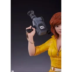 Tortugas Ninja Estatua Premier Series 1/4 April O'Neil 46 cm