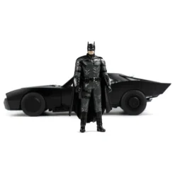 Vehículo Batmobile 1/18 Batman Jada Toys con Figura 7 cm